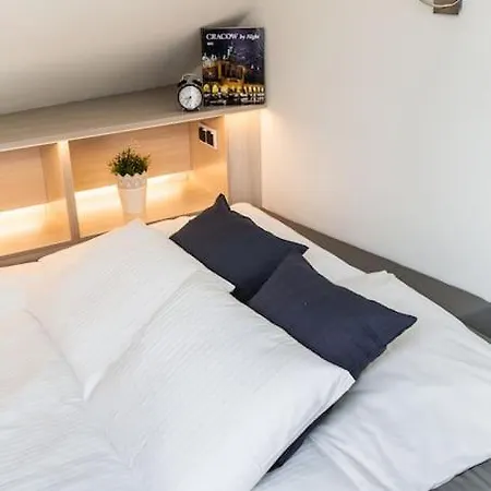 Modern & New Place Next To Wawel Castle & Vistula Cracovia